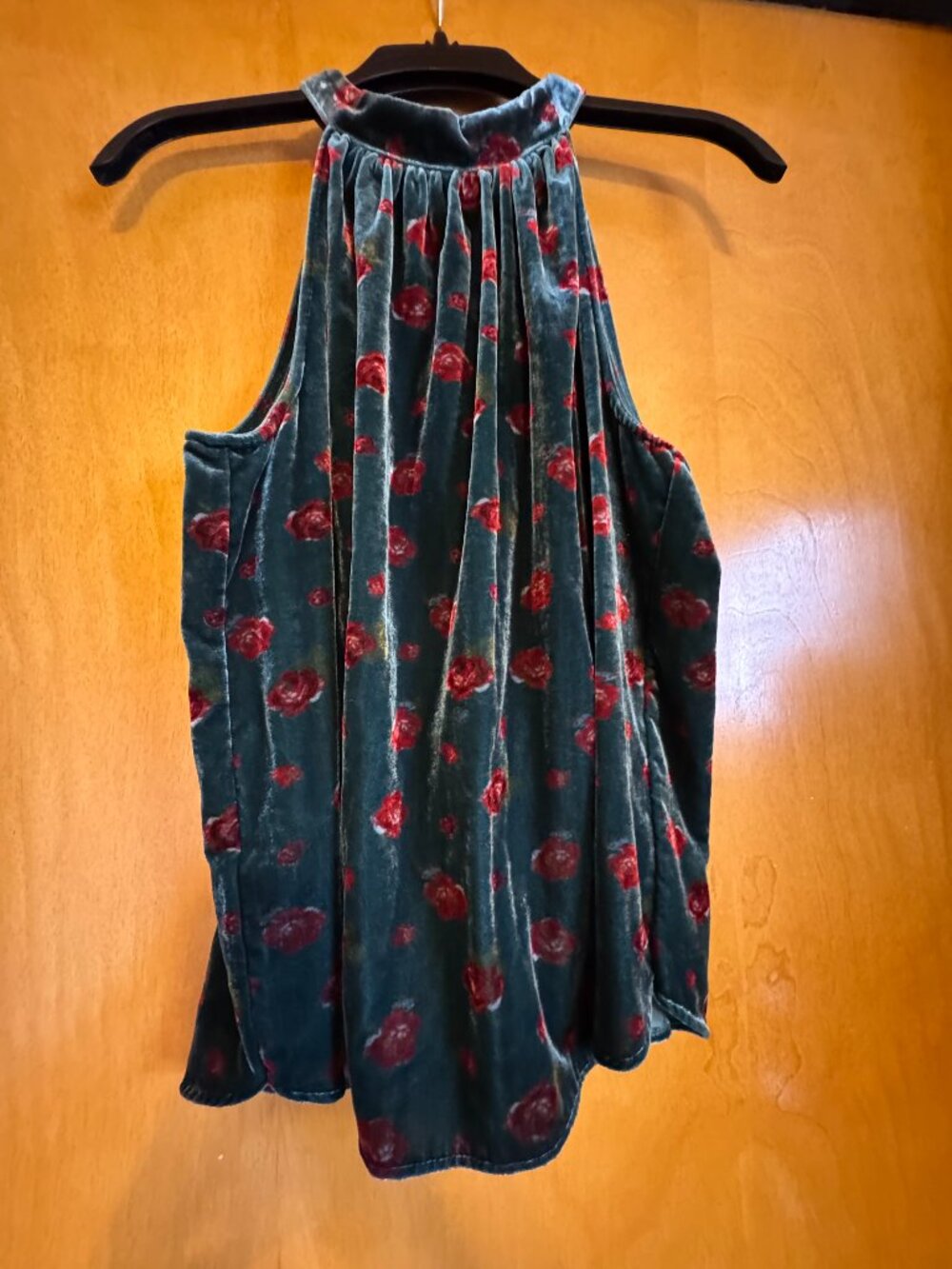 LOFT Velvet Halter Top - Green and Red Rose Print New with Tags Small